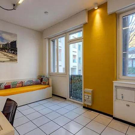بيت للعطل Duomo Penthouse Milan, Terrace, Park, 8 Bed *