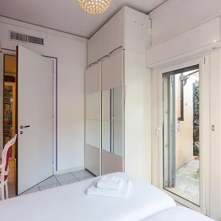 Duomo Penthouse Milan, Terrace, Park, 8 Bed * Milan