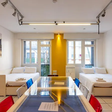 Duomo Penthouse Milan, Terrace, Park, 8 Bed Holiday home *